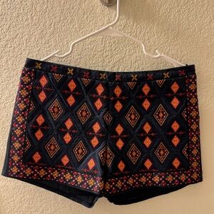 Free Minds Embroidery Navy Shorts